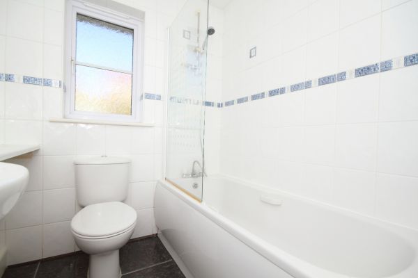 Cost of Shower Window Replacement in Chesterfield